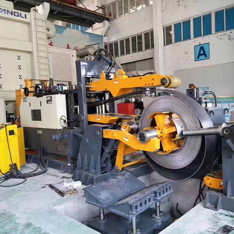 NCLF Type Straightener Feeder & Uncoiler 3 In 1 Machine For Sheet Thickness: 1.0mm~8.0mm